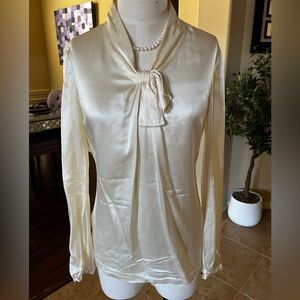 Elegant Cream Blouse with Bow Detail